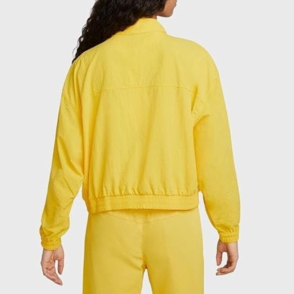 Nike Women's Sportswear Tech Pack Woven Long-Sleeve Pullover Oversized Fit - Picture 2 of 8